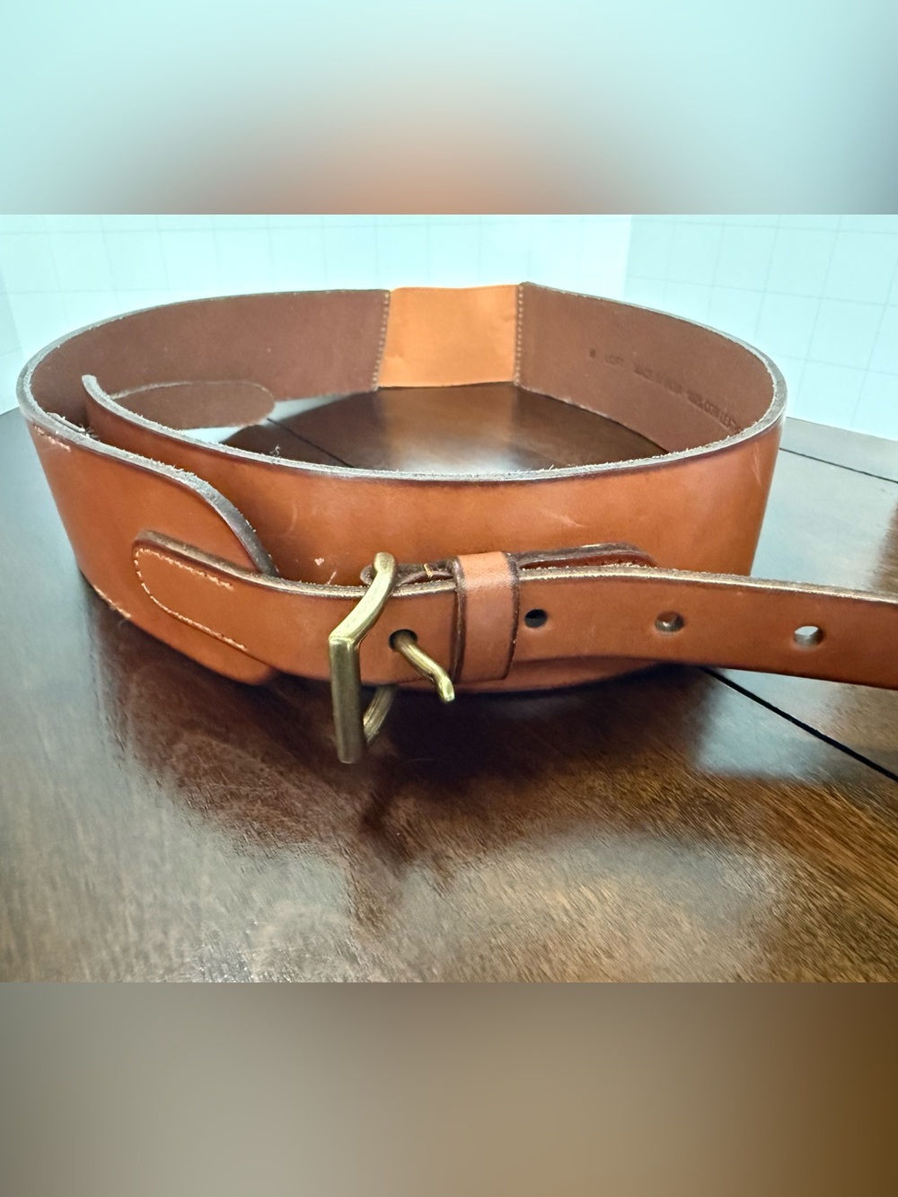 Women‘s Loft 100% Leather Cognac Size Medium Belt